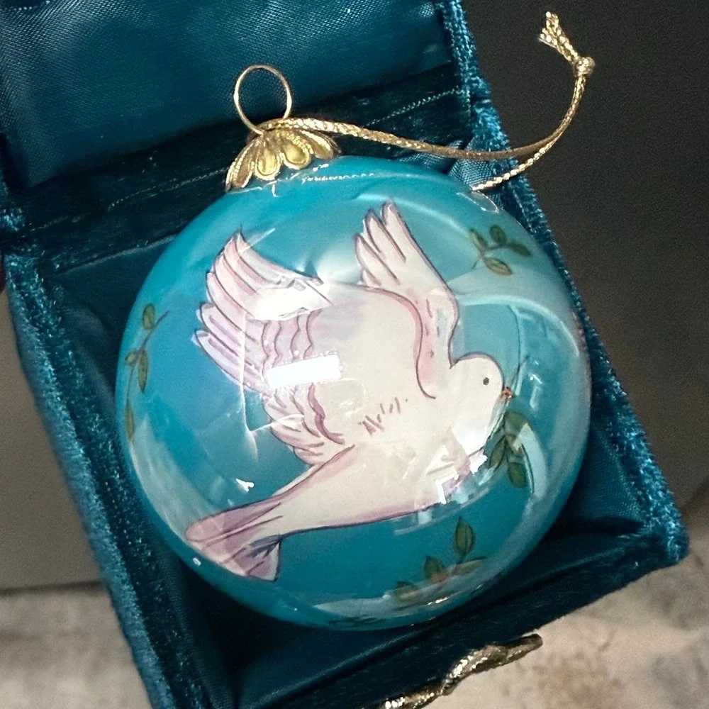 Pier 1 Li Bien 2005 Traditional Doves Glass Ornament Hand Painted Teal Boxed